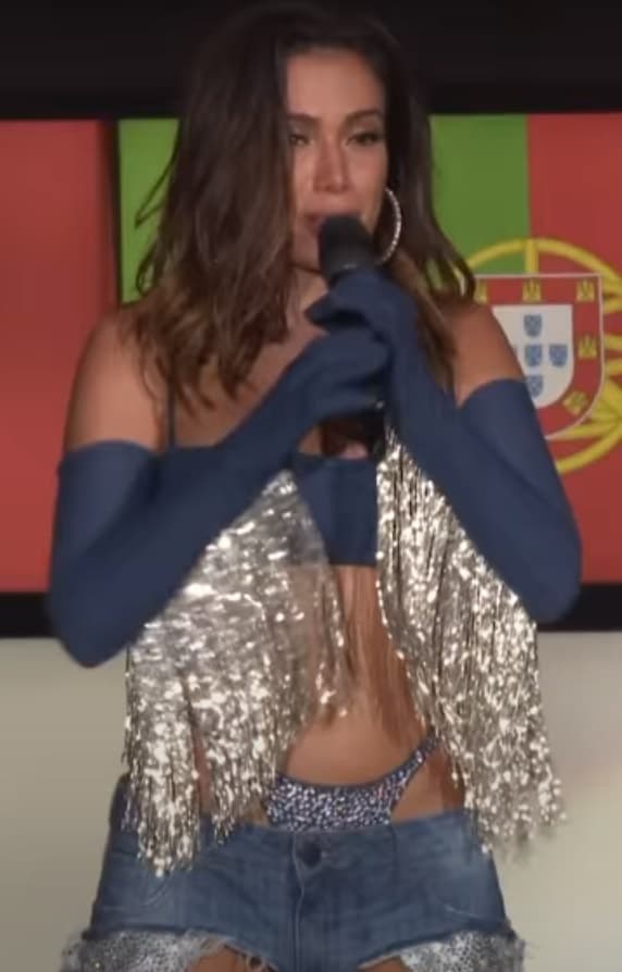 Anitta durante apresentação no Rock in Rio 2022